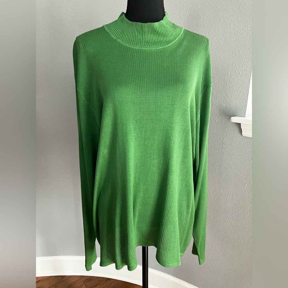 Dialogue Green Women's Silk Sweater
